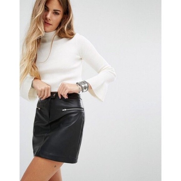 Cream Mock Neck Flare Sleeve Crop Sweater - Picture 3 of 5